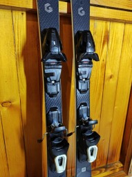 LYŽE HEAD SHAPE SX BLACK EDITION 149CM